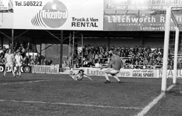 Bob Hatton’s diving header