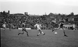 Kirk Stephens fires one from outside the box