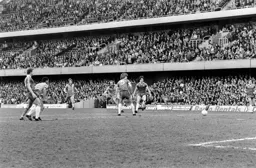 Bob Hatton fires from outside the box