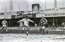 Brian Stein has an early chance