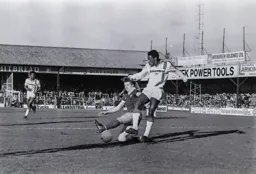 Godfrey Ingram beaten to the ball
