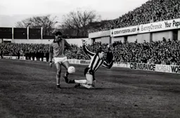 Brian Stein makes the ball his