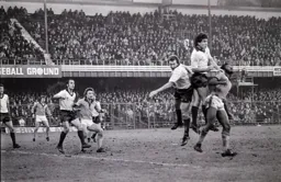 Derby defend their area