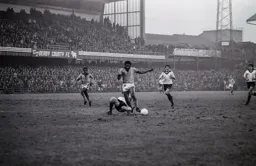 Ricky Hill moves into the box