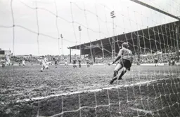 David Moss scores from the spot