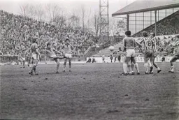 David Moss chips in a free kick