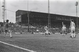 Wayne Turner’s acrobatics