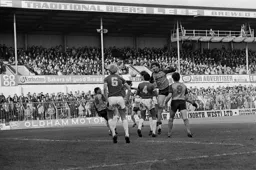 Mike Saxby gets his header in