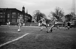 Mark Aizlewood bursts through