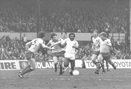 Ricky Hill escapes five man-markers