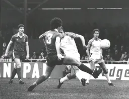 David Moss attempts a curling shot