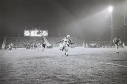 Brian Stein in on goal