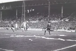 David Moss tries to chip the keeper