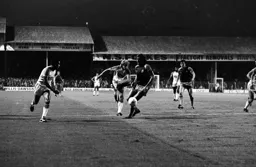 Kirk Stephens shoots straight at Billy Bonds