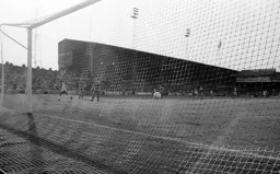 Brian Stein scores into an empty net