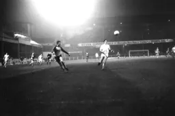 David Moss gets in a cross