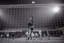 Norwich keeper tips over