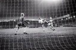 Paul Walsh keeps his eye on the ball