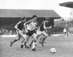 Steve White on the attack