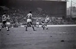 Brian Horton lets fly