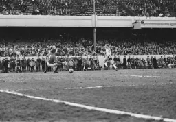 David Moss scores the Town’s consolation past Pat Jennings