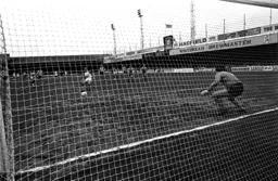 Brian Horton scores Town’s only goal from the spot