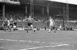 David Moss strikes from the edge of the box