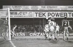 Mal Donaghy up with the attack