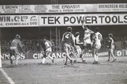 Paul Elliott watches his header go wide