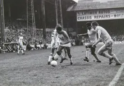 Brian Stein drives down the wing