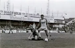 Brian Stein gets past his marker