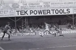 Brian Stein cannot beat the keeper