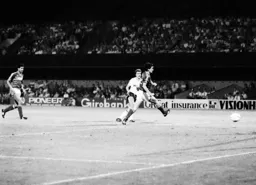 David Moss fires in the Luton goal