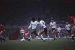 Brian Stein supporting Vince Hilaire but the Town lose to United for a fifth consecutive time, failing to score in all 5 matches