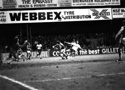 Brian Stein sends a shot wide