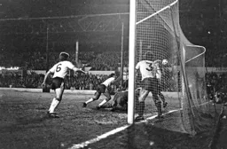 Brian Stein watches his effort go past the post