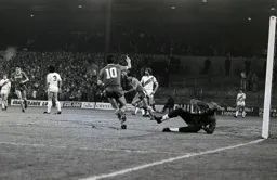 Brian Stein put Town one up