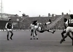 Steve Foster tries a bicycle kick