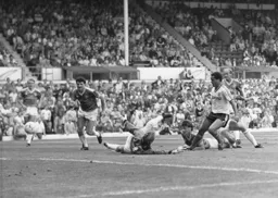 Brian Stein scores Town`s equalizing goal.
