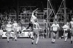 Ricky Hill jumps above Trevor Putney