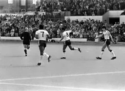 Brian Stein celebrates after scoring the first goal