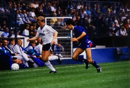Gary Cobb makes a forward run down the right flank