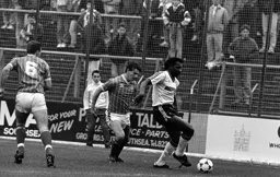 Magnetic Ricky Hill attracting defenders like iron filings