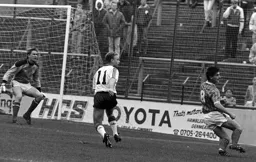Micky Weir coming inside from the right wing