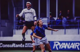 Steve Foster gets above Mark Wright