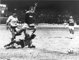 As this photo shows the pitch was poor not helped by the snow that fell before the game but Tim Breacker made light of it