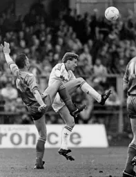 Danny Wilson gets the better of Vinnie Jones
