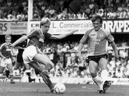 David Oldfield takes on Russell Osman