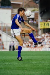 Mick Harford looks to try some keepy uppies