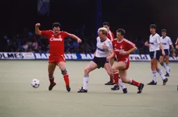 David Oldfield is outnumbered